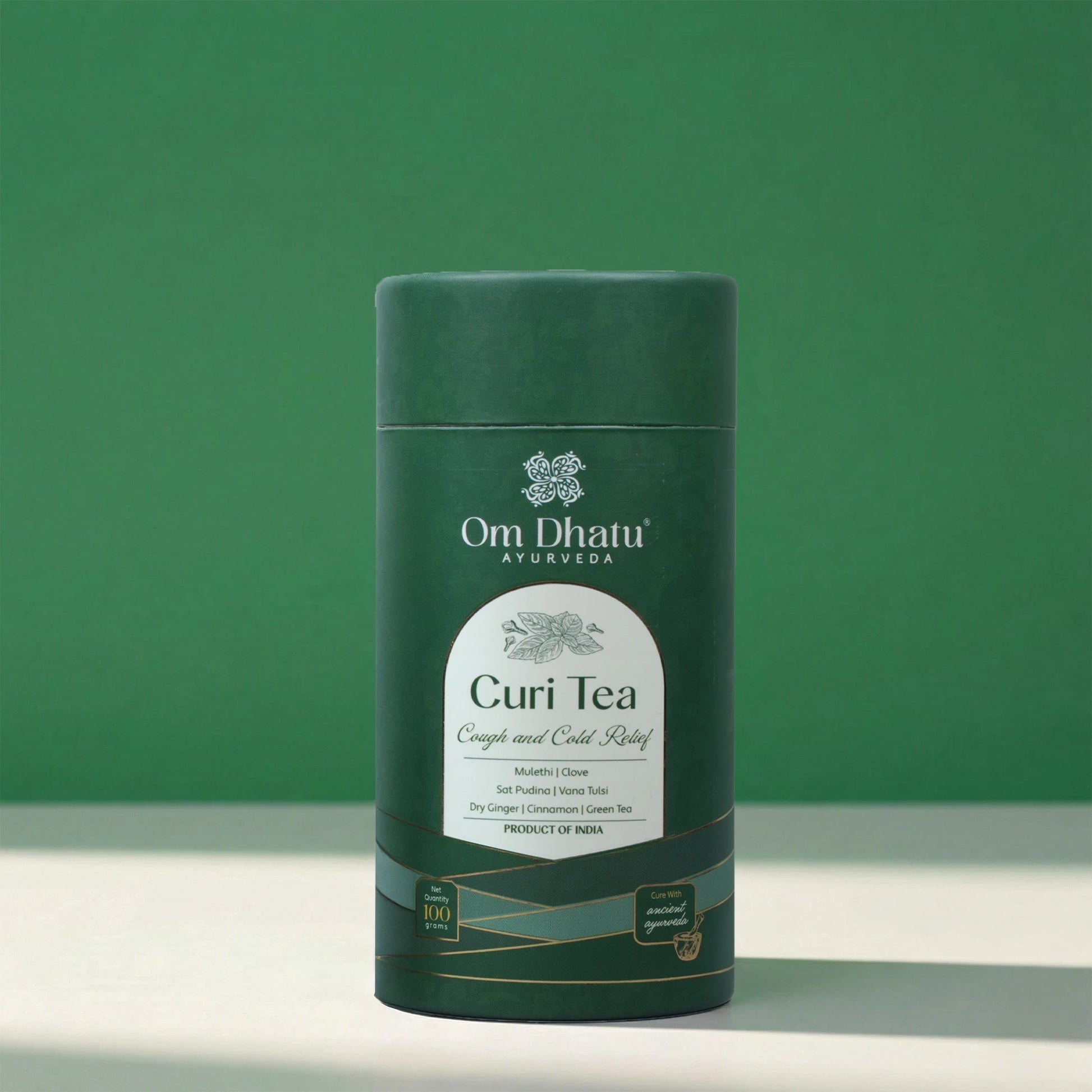 Loose-leaf of Omdhatu Curi Tea Can brewing allows the  high-quality spices (like Vana Tulsi and ginger) to infuse fully, ensuring your body gets the most out of every cup.